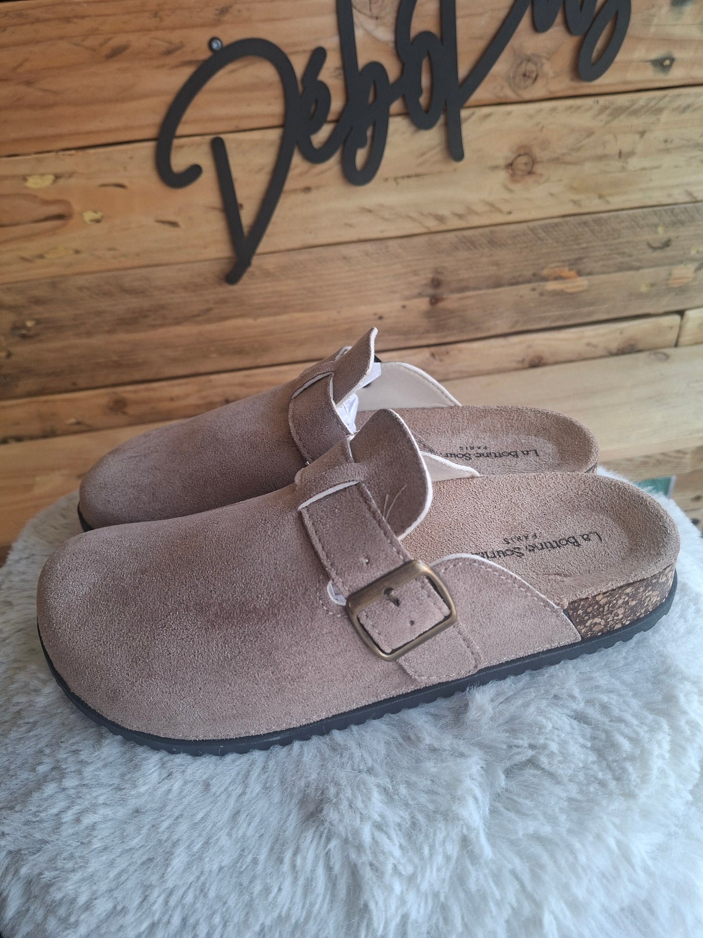 Mules fermées