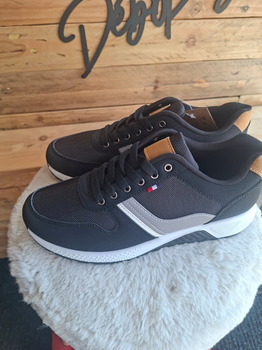 Baskets sport noires