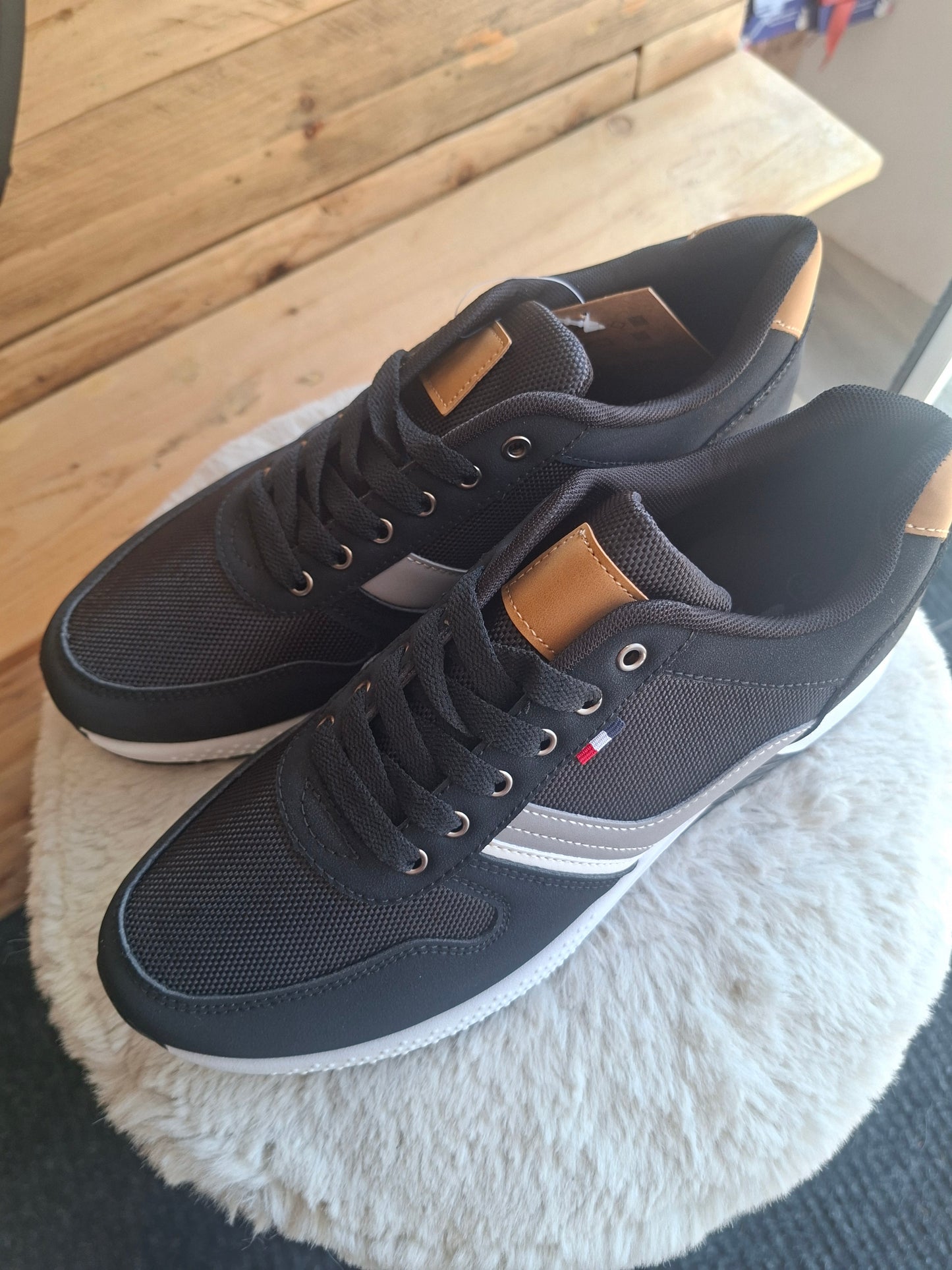 Baskets sport noires