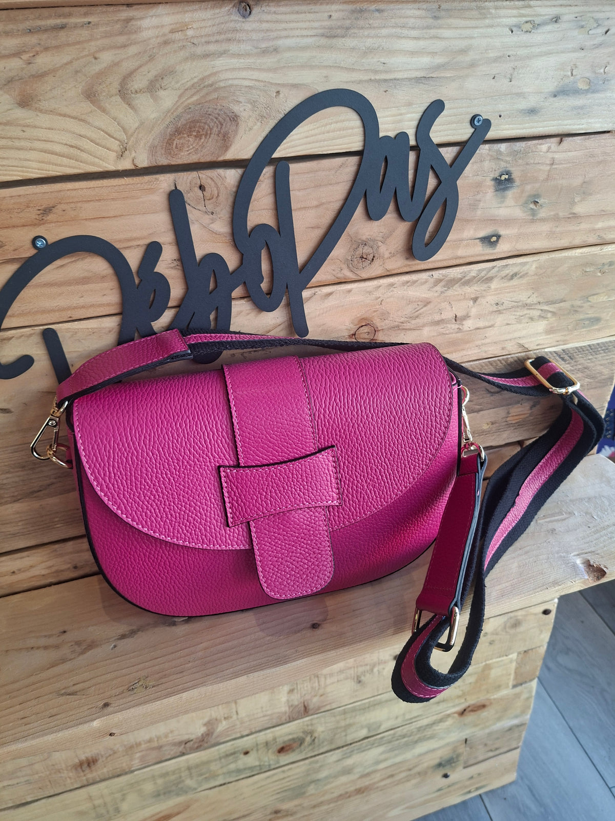 Sac en cuir rose fushia