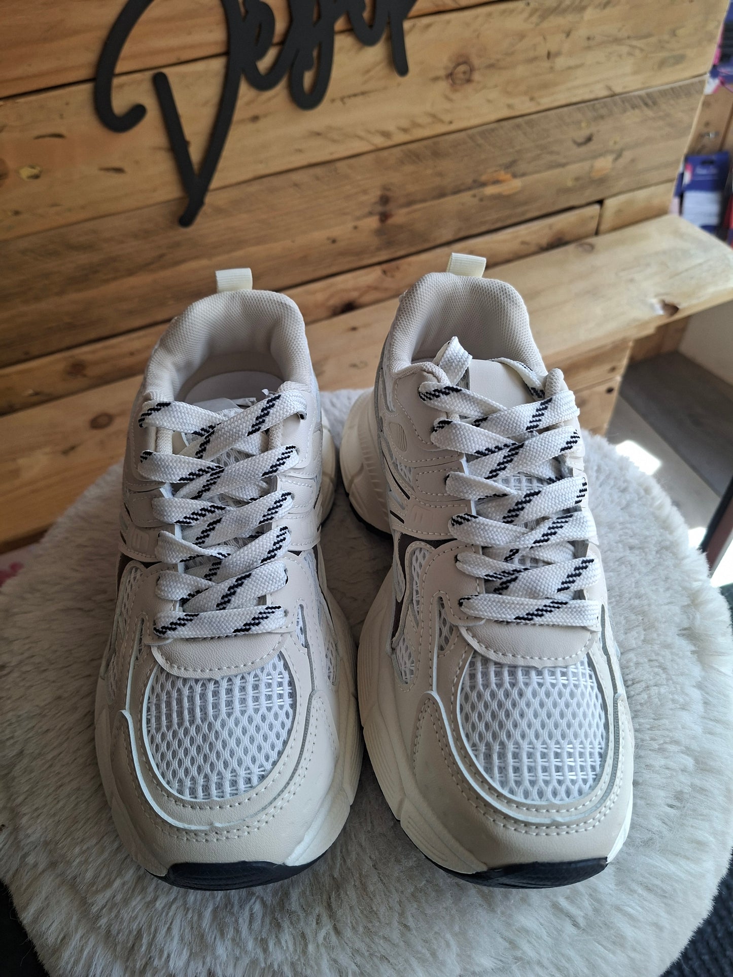 Baskets beige