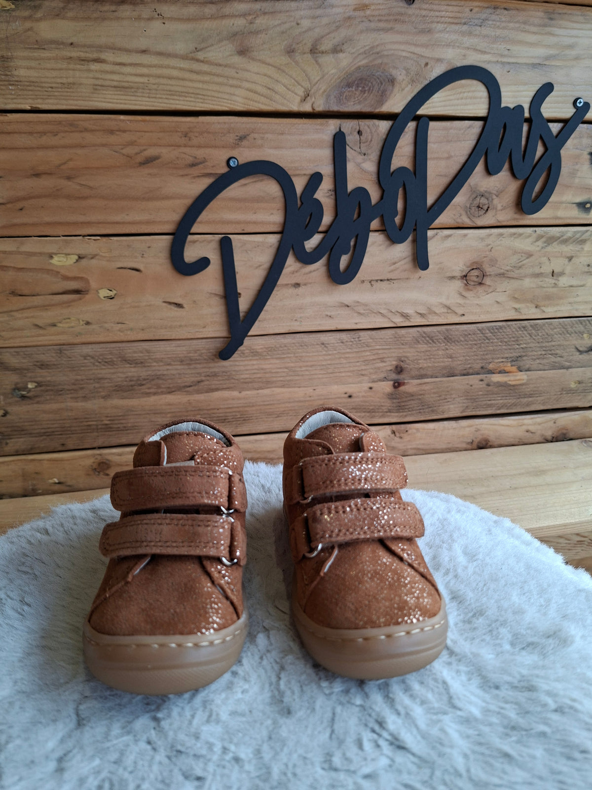 Baskets Stella camel