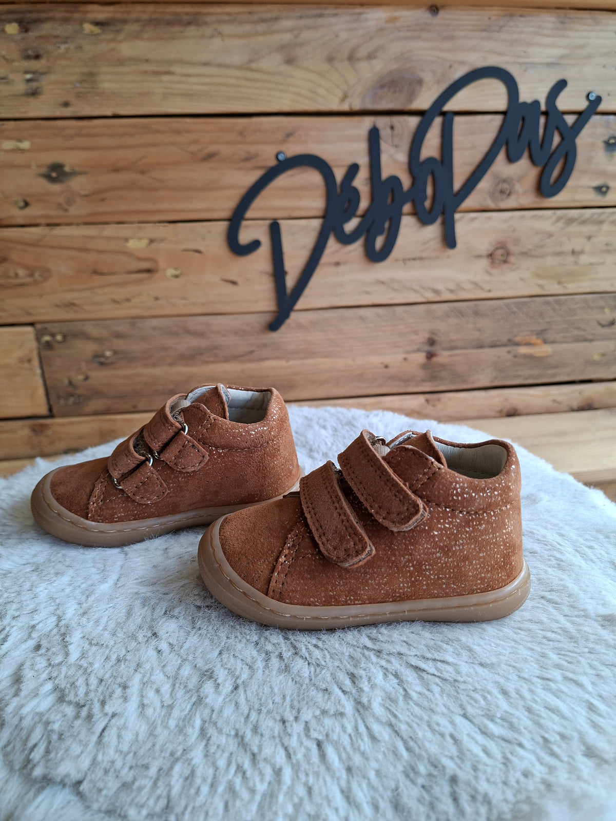 Baskets Stella camel