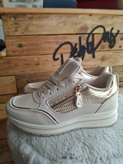 Baskets beige et or