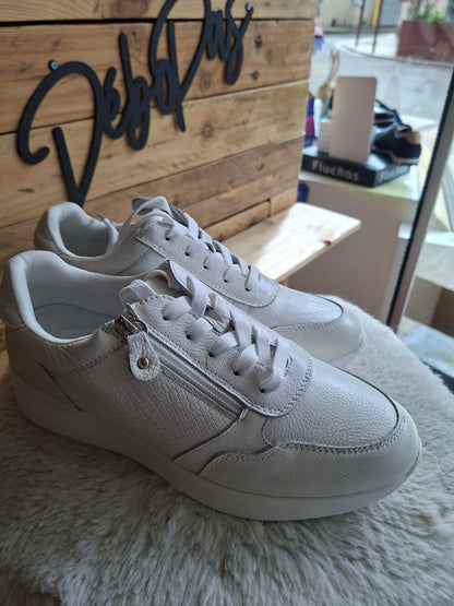 Baskets blanches