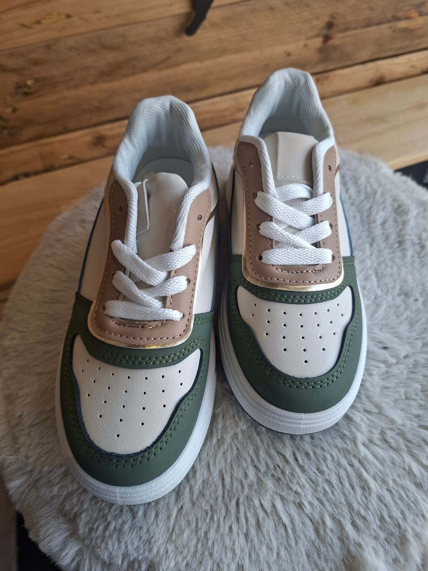 Baskets vertes