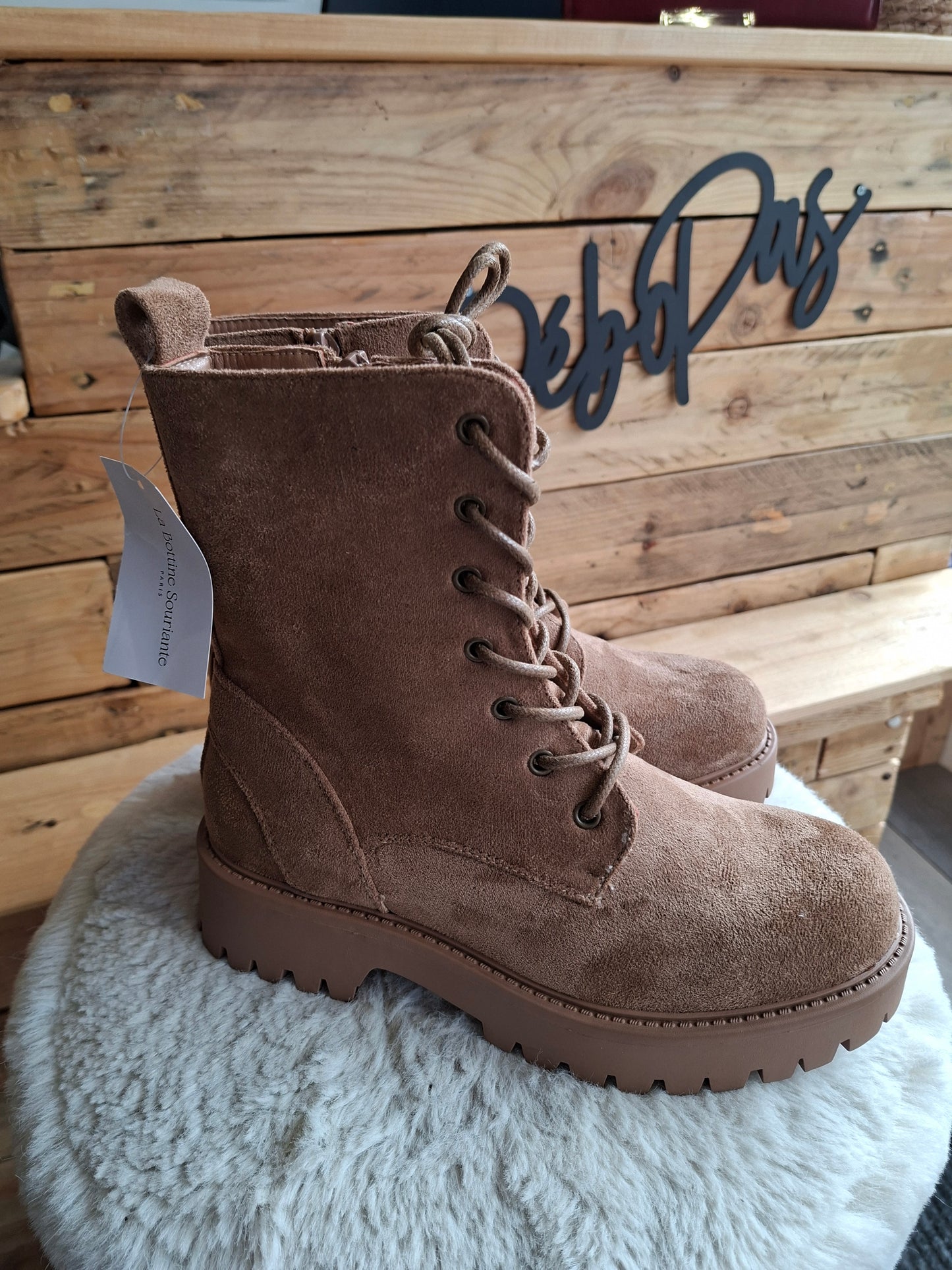 Boots beige effet suédine