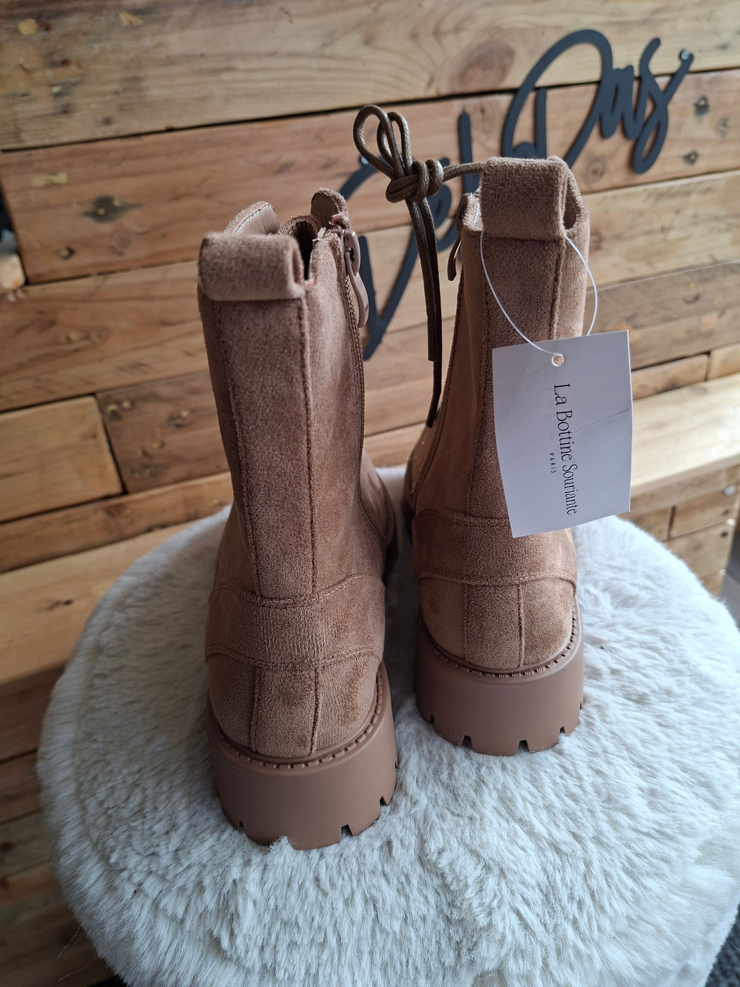 Boots beige effet suédine