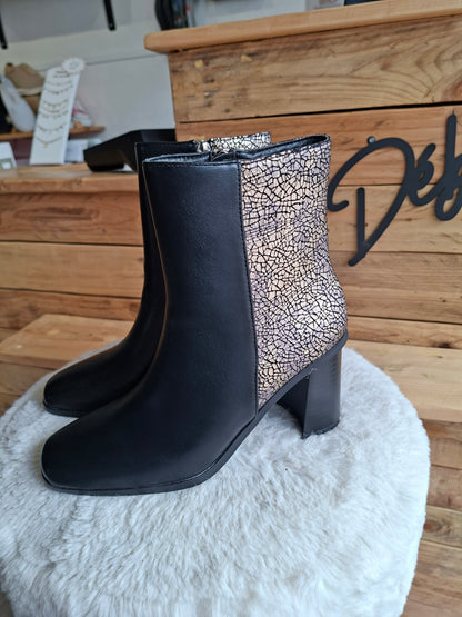 Bottines noires et or