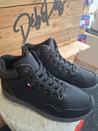 Montantes noires