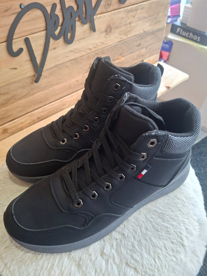 Montantes noires