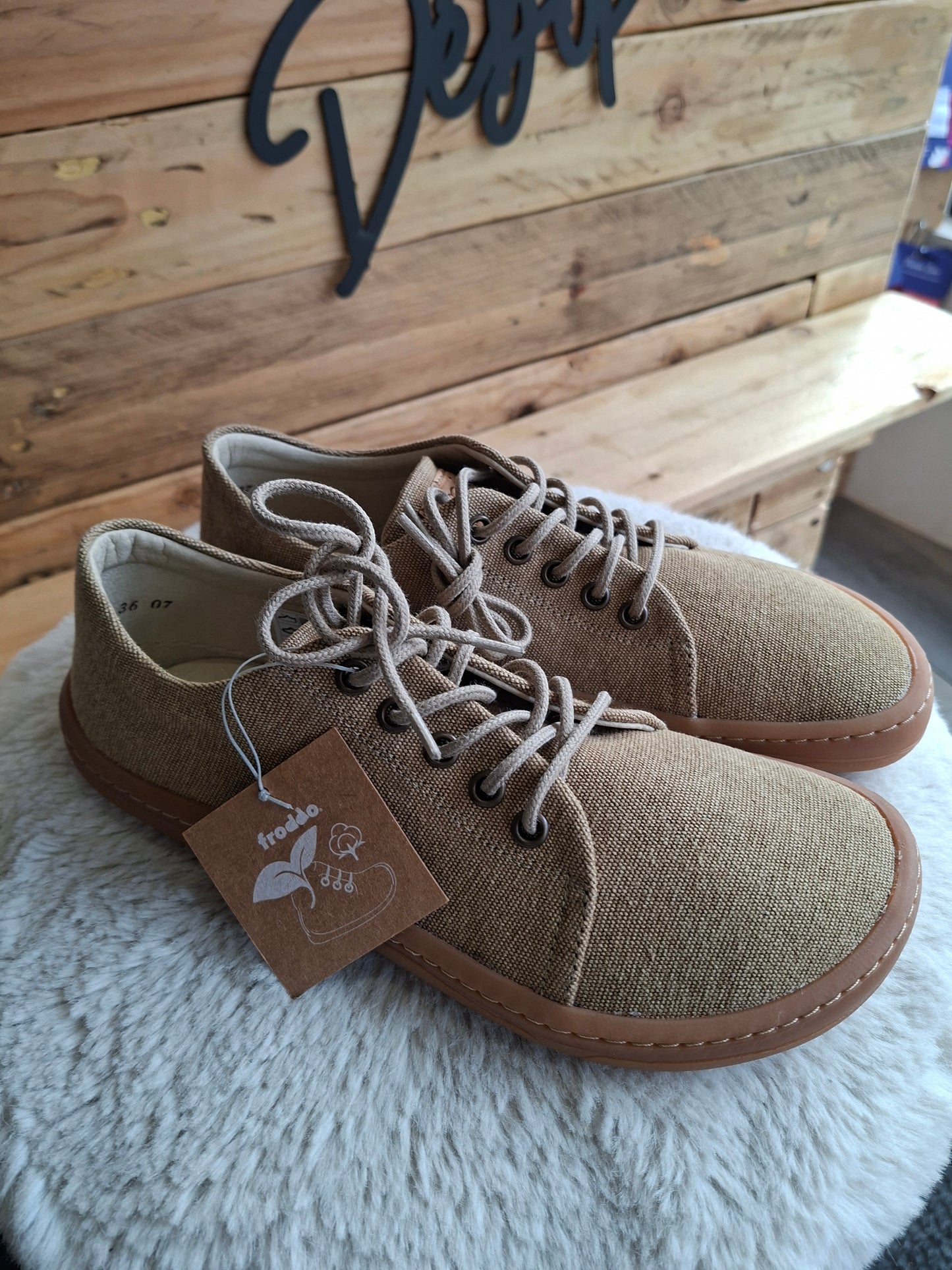 Barefoot tissus marron
