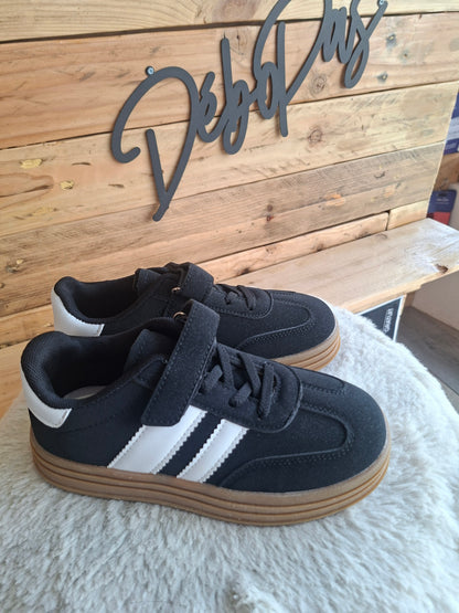 Baskets noires