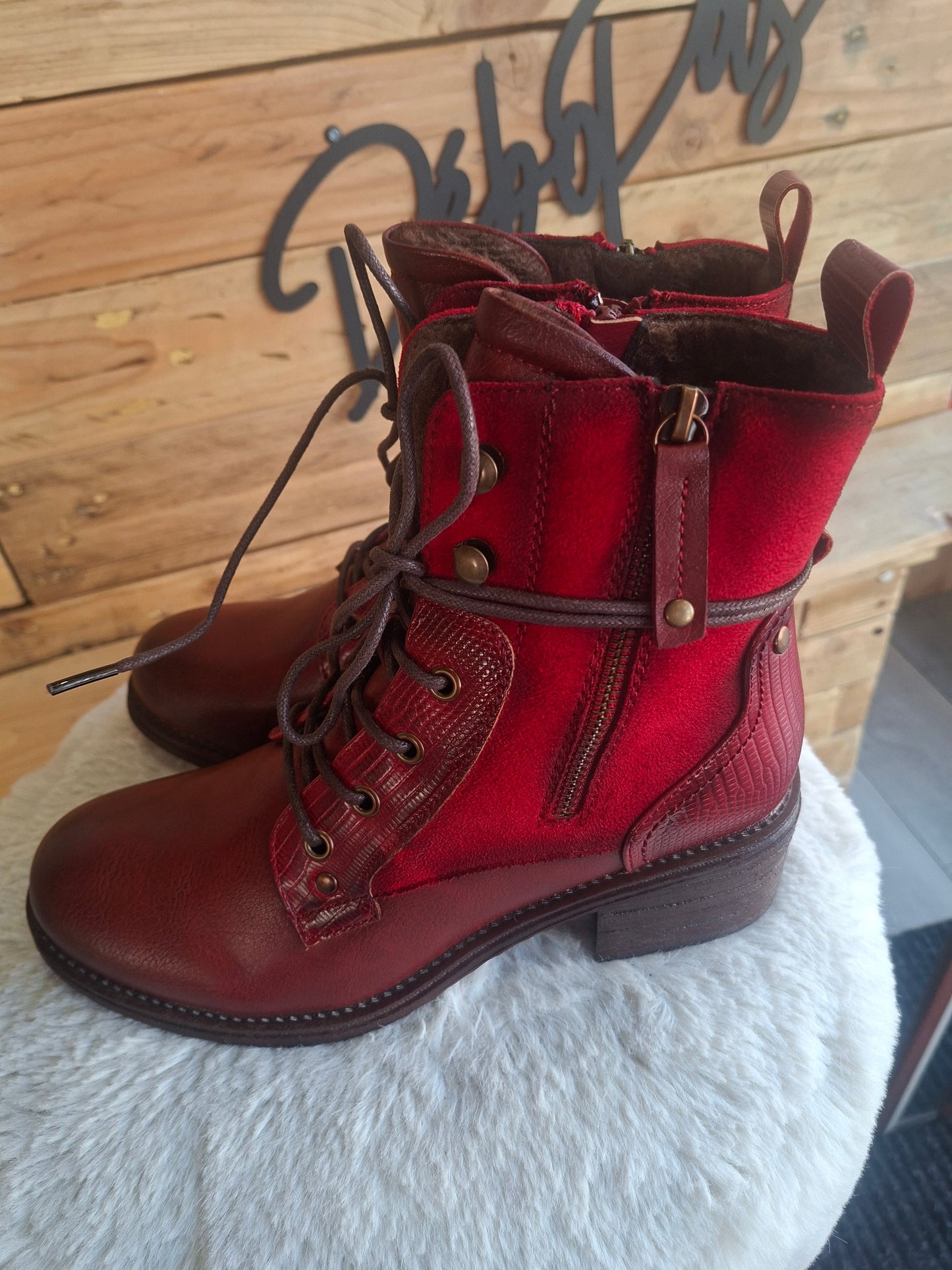 Bottines rouges