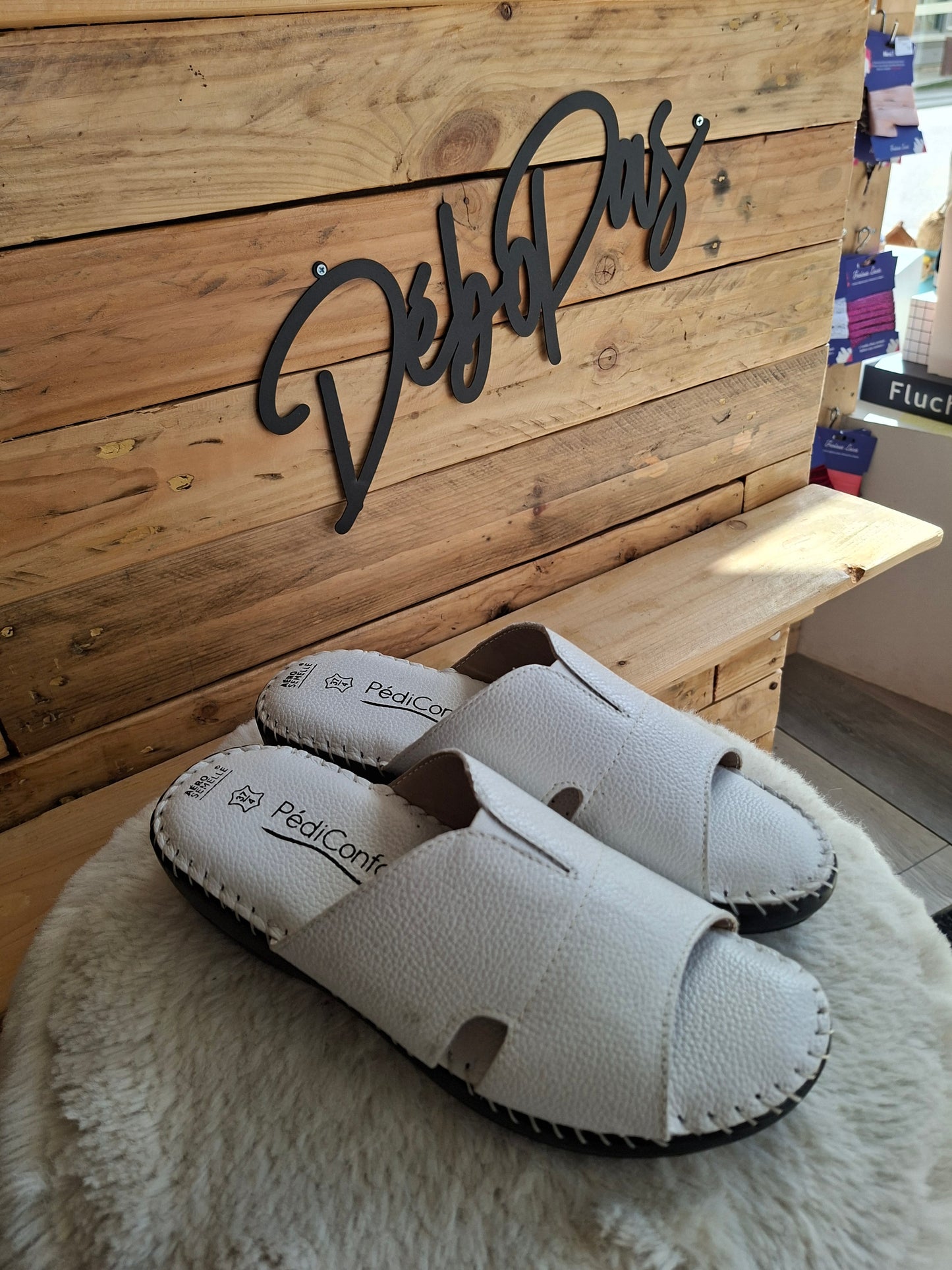 Mules blanches