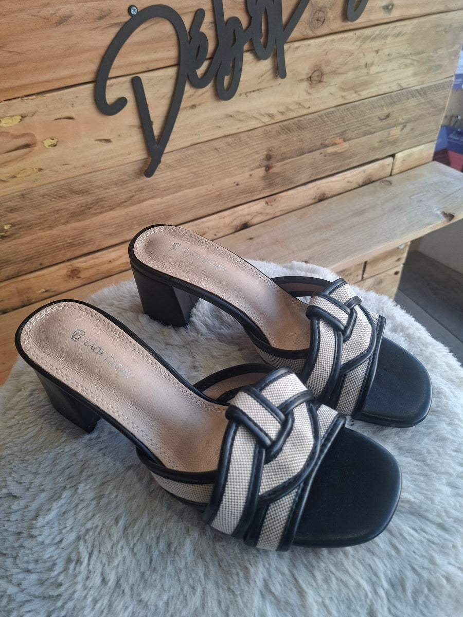 Mules noires et beige