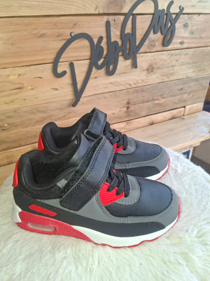 Baskets rouge et noir