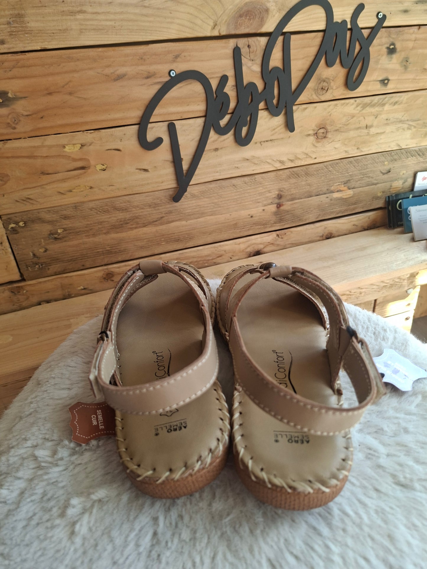Sandales beige