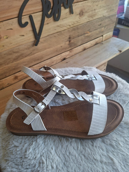 Sandales blanches